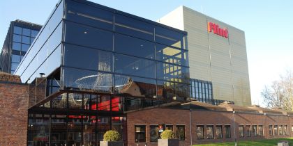 De buitenkant van het theater en de evenementenlocatie Flint Amersfoort