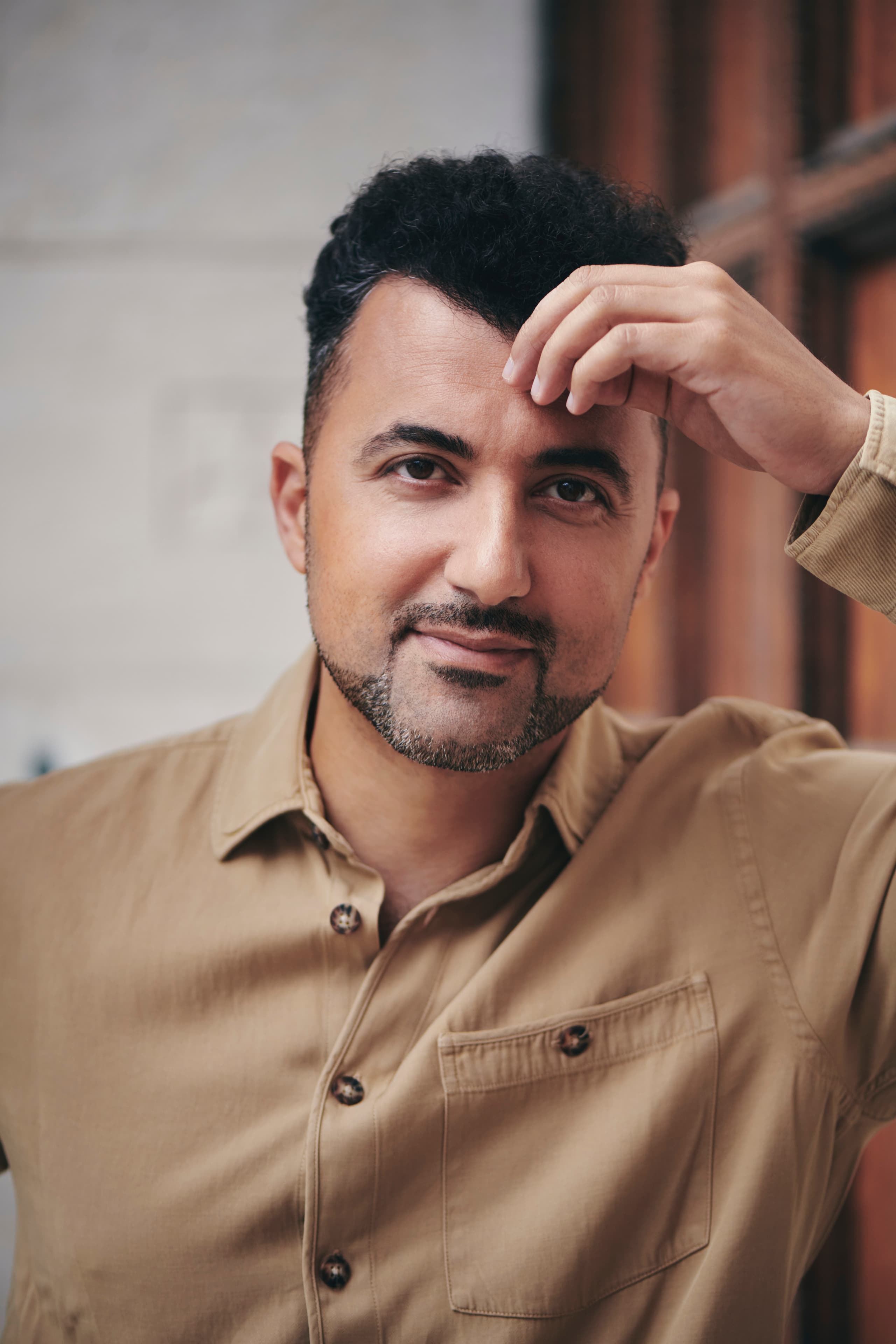 Özcan Akyol - De Klassenmigrant