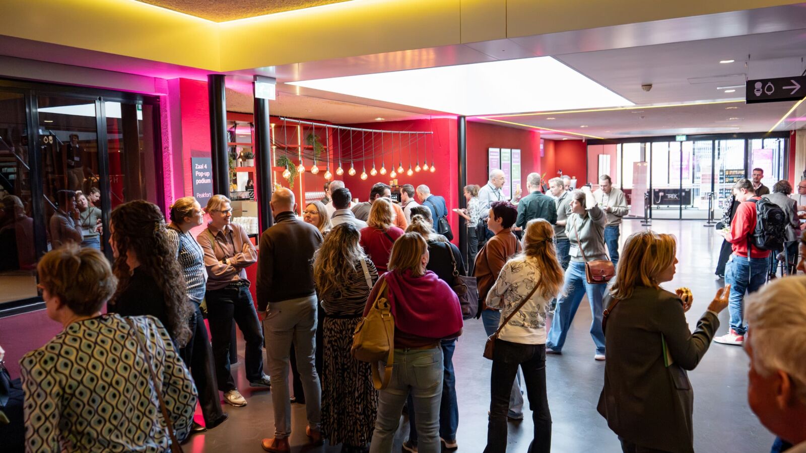 Sfeerfoto van het ManualMaster Congres '25 in Flint Theater Amersfoort